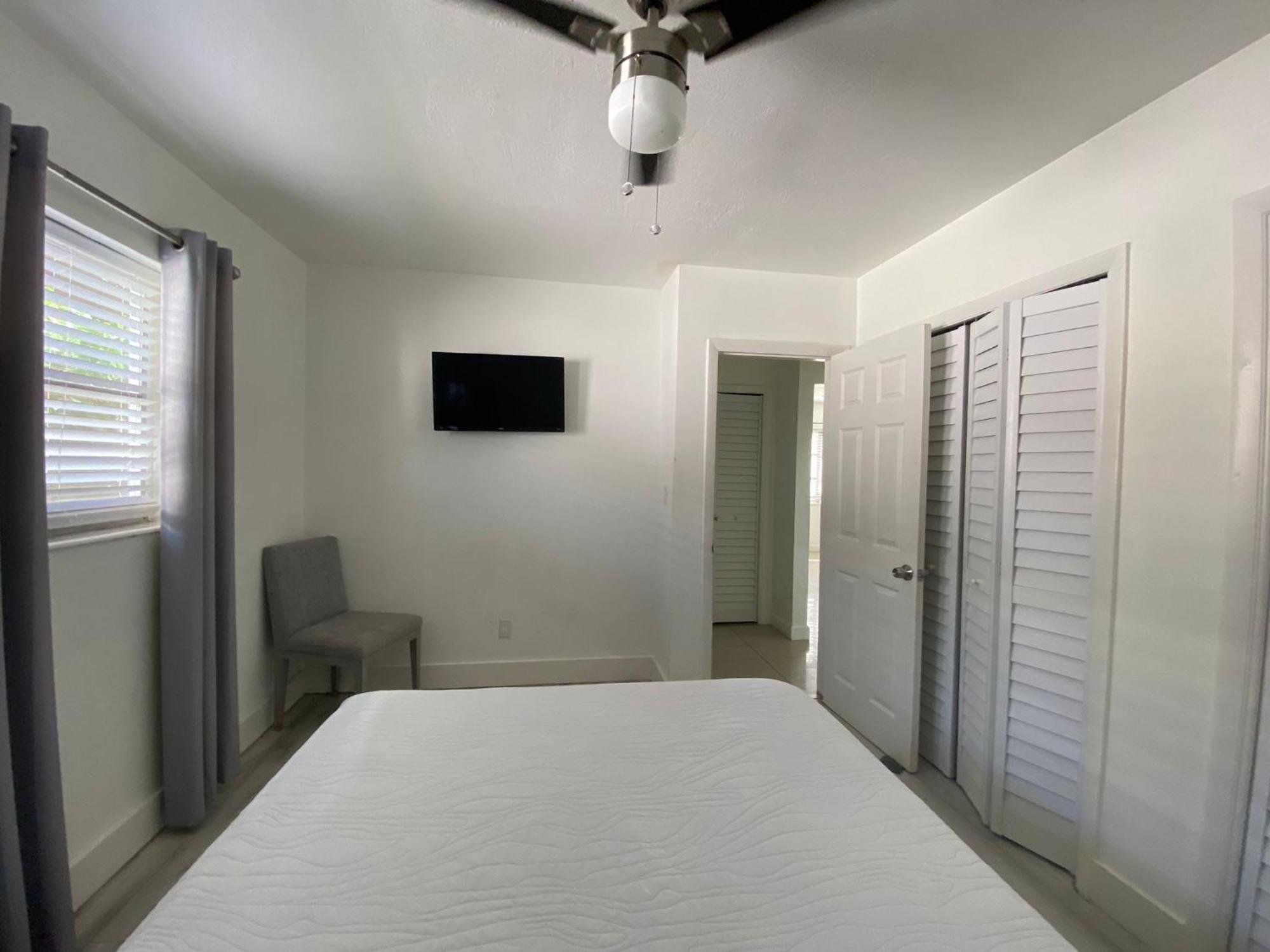 Sophisticated Dania Beach Suites Near The Beach ภายนอก รูปภาพ