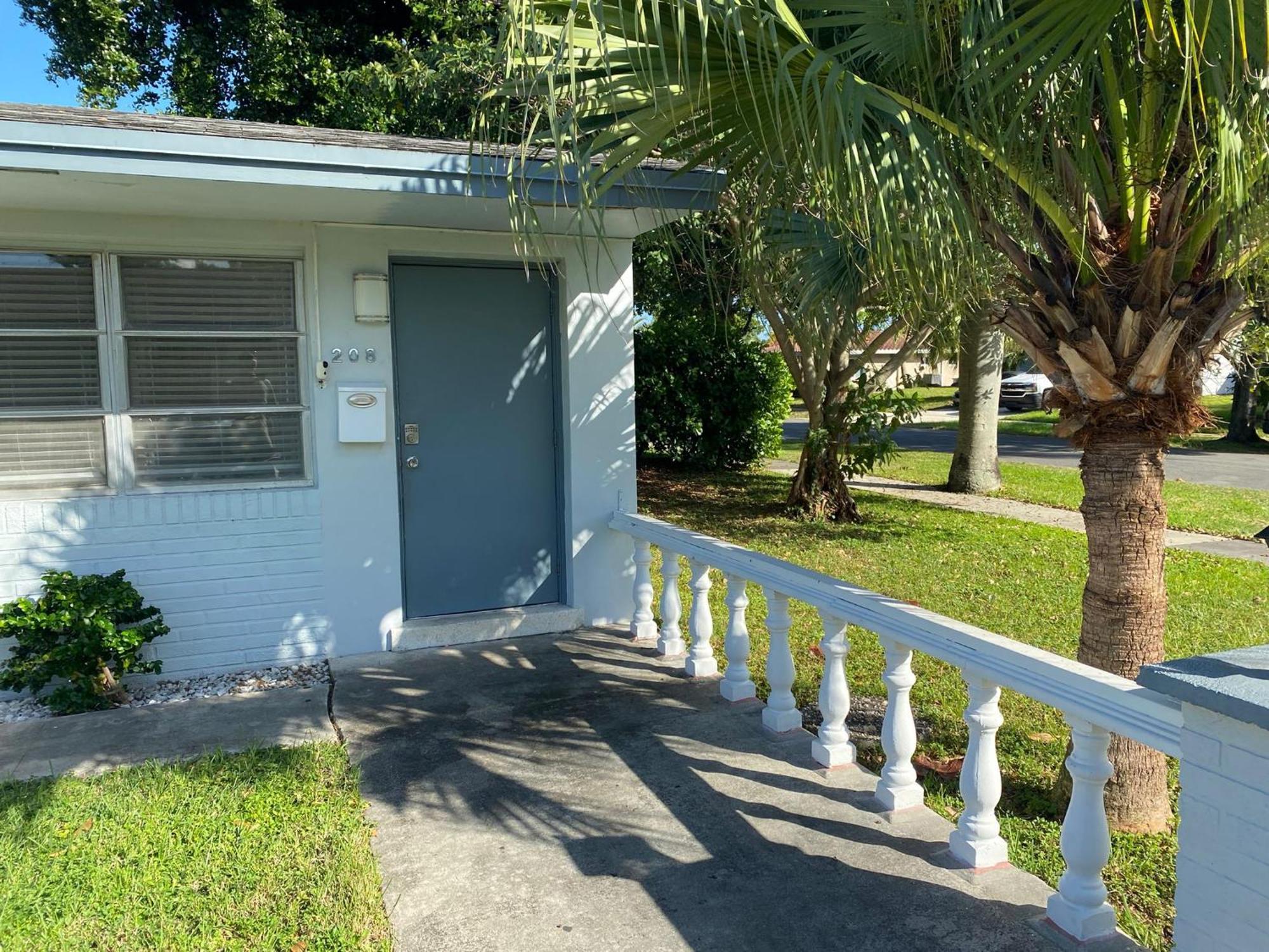 Sophisticated Dania Beach Suites Near The Beach ภายนอก รูปภาพ