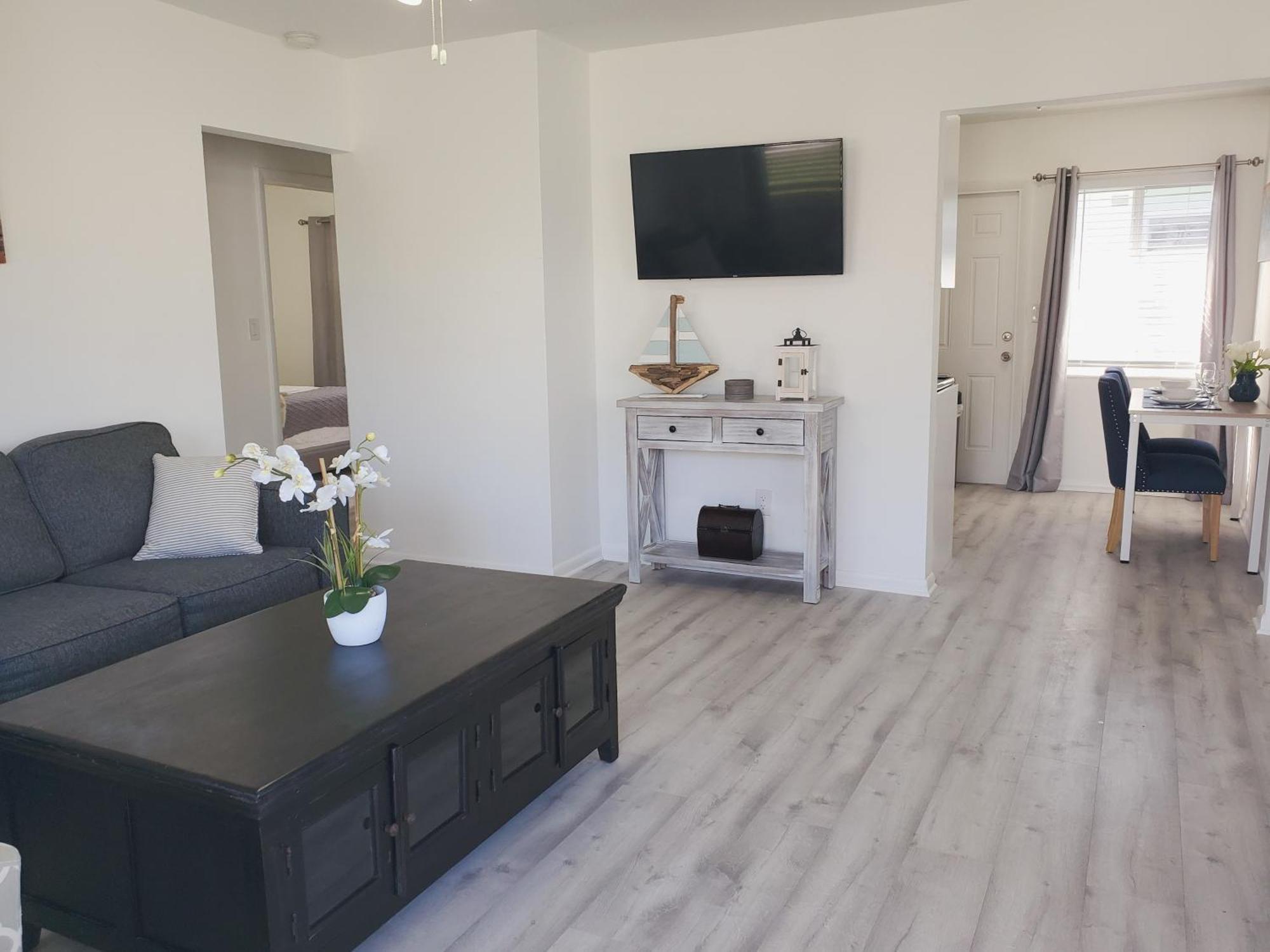 Sophisticated Dania Beach Suites Near The Beach ภายนอก รูปภาพ